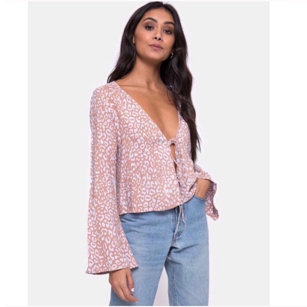 Motel Rocks Merida Blouse In Leopard Spot - Pink‎ M $52